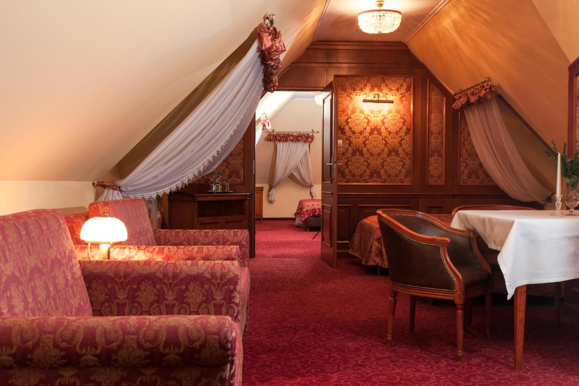 Hotel Korona Sandomierz Ngoại thất bức ảnh