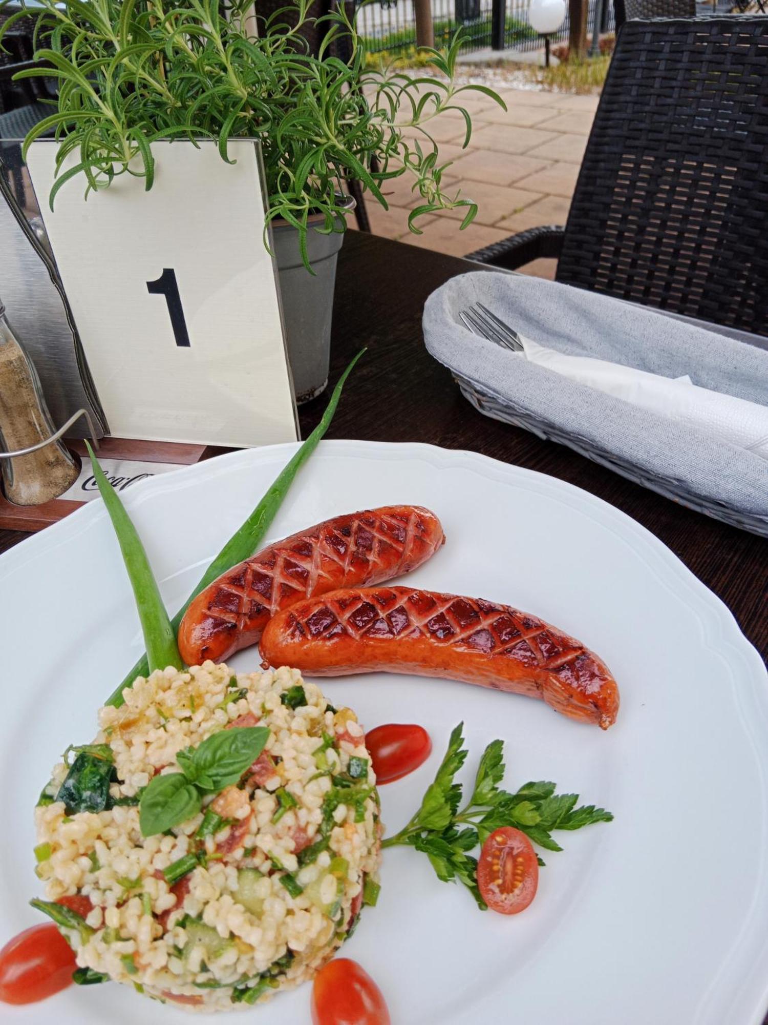 Hotel Korona Sandomierz Ngoại thất bức ảnh
