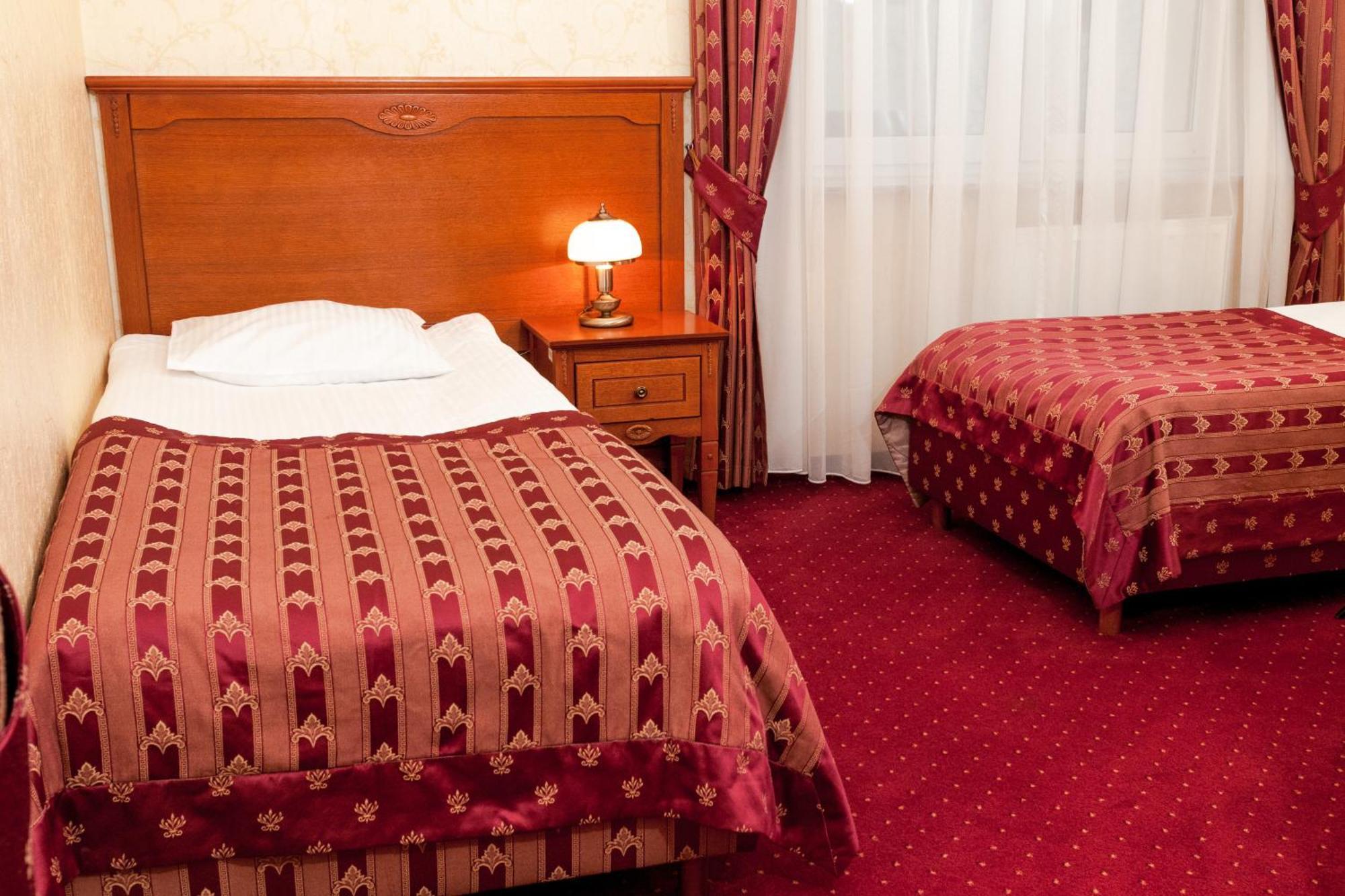 Hotel Korona Sandomierz Ngoại thất bức ảnh