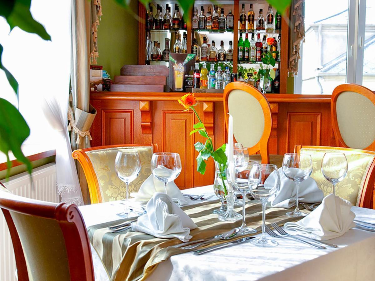 Hotel Korona Sandomierz Ngoại thất bức ảnh