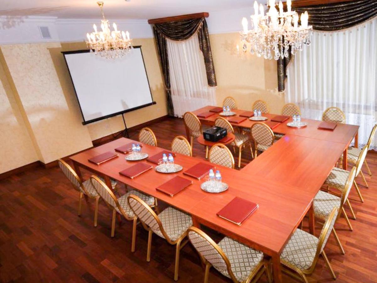 Hotel Korona Sandomierz Ngoại thất bức ảnh